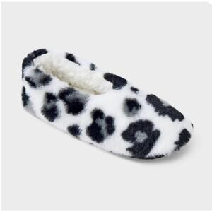 Auden Faux Fur Slipper Socks Women’s M/L 8/10 Leopard Print Gray White Grippers